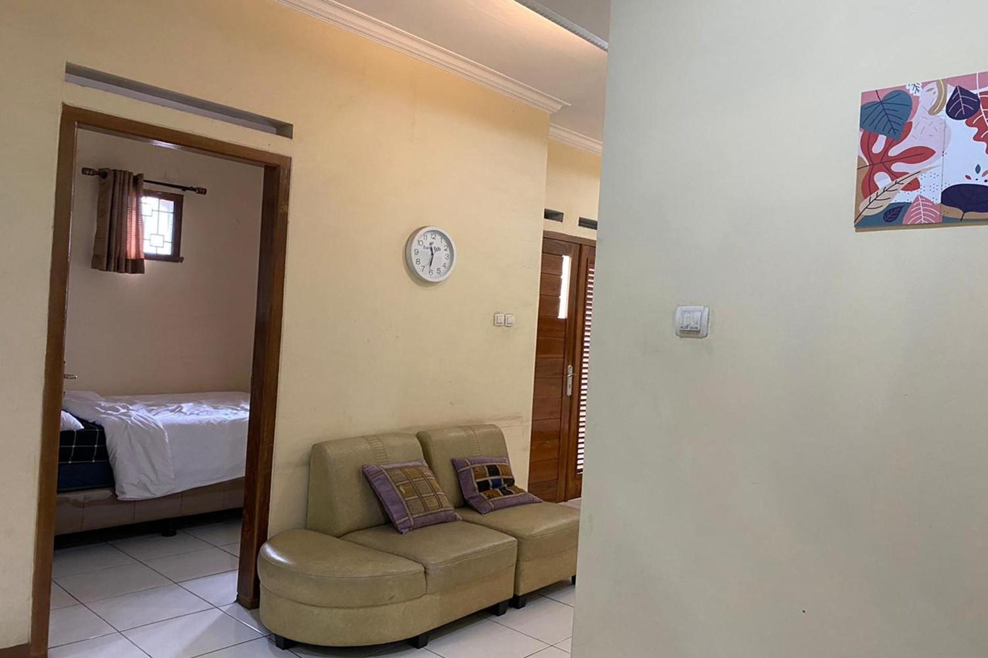 Villa Buana Graha Syariah Бандунг Екстериор снимка